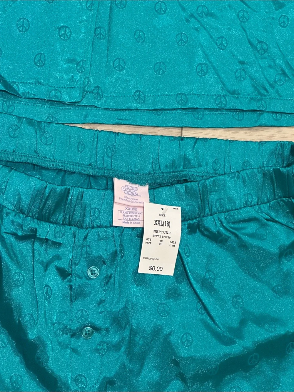 New More Than Magic Teal Short-Sleeve Satin Pajama Set Size XXL 18 Girls NWT